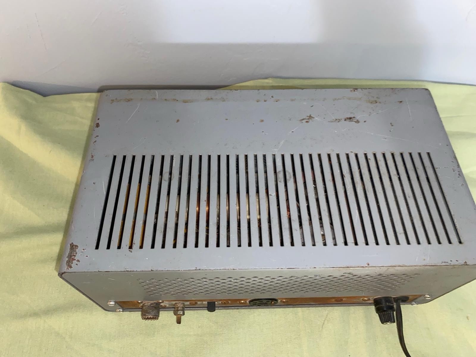 Knight T-60 Ham Radio Transmitter Mono Band AM CW Gray Black