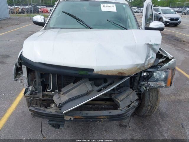 AVALNCH15 2013 Glove Box 4651485