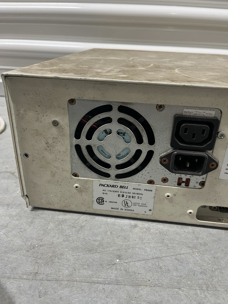 Packard Bell PACKMATE I PB686 Desktop Computer - UNTESTED / FOR PARTS *READ*