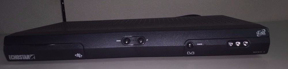 Echostar - DV3. Dish Network Pro DP301 MPEG2 Black Satellite TV Receiver. Remote