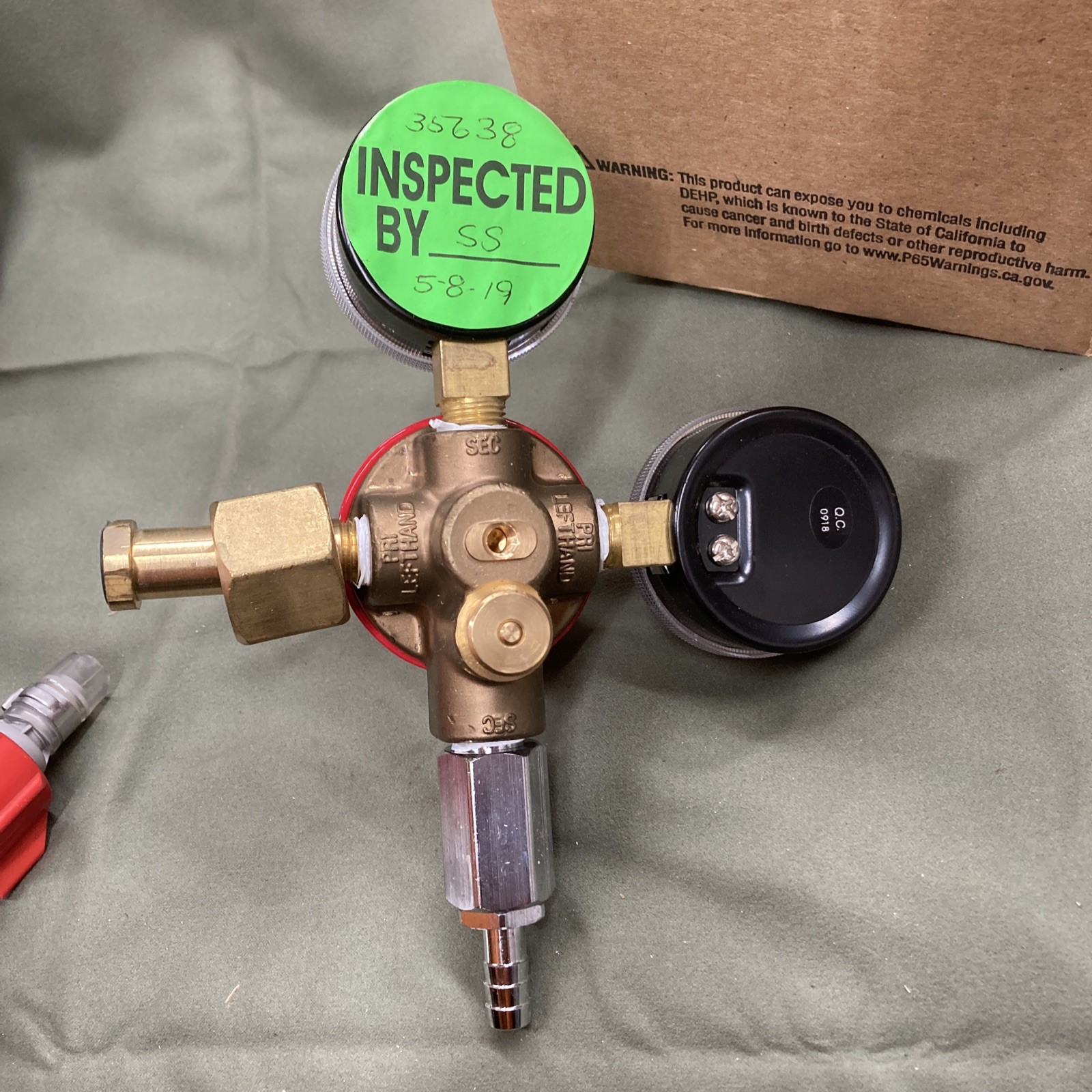 Micro Matic 842 CO2 Gas Regulator Primary Low Pressure 0-60 2 Gauge