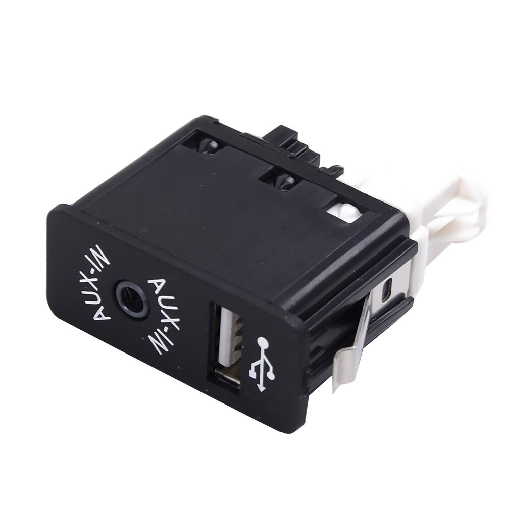 Car USB AUX In Plug Auxiliary Input Socket Adapter For E81 E87 E90 F10 F12 E70 X