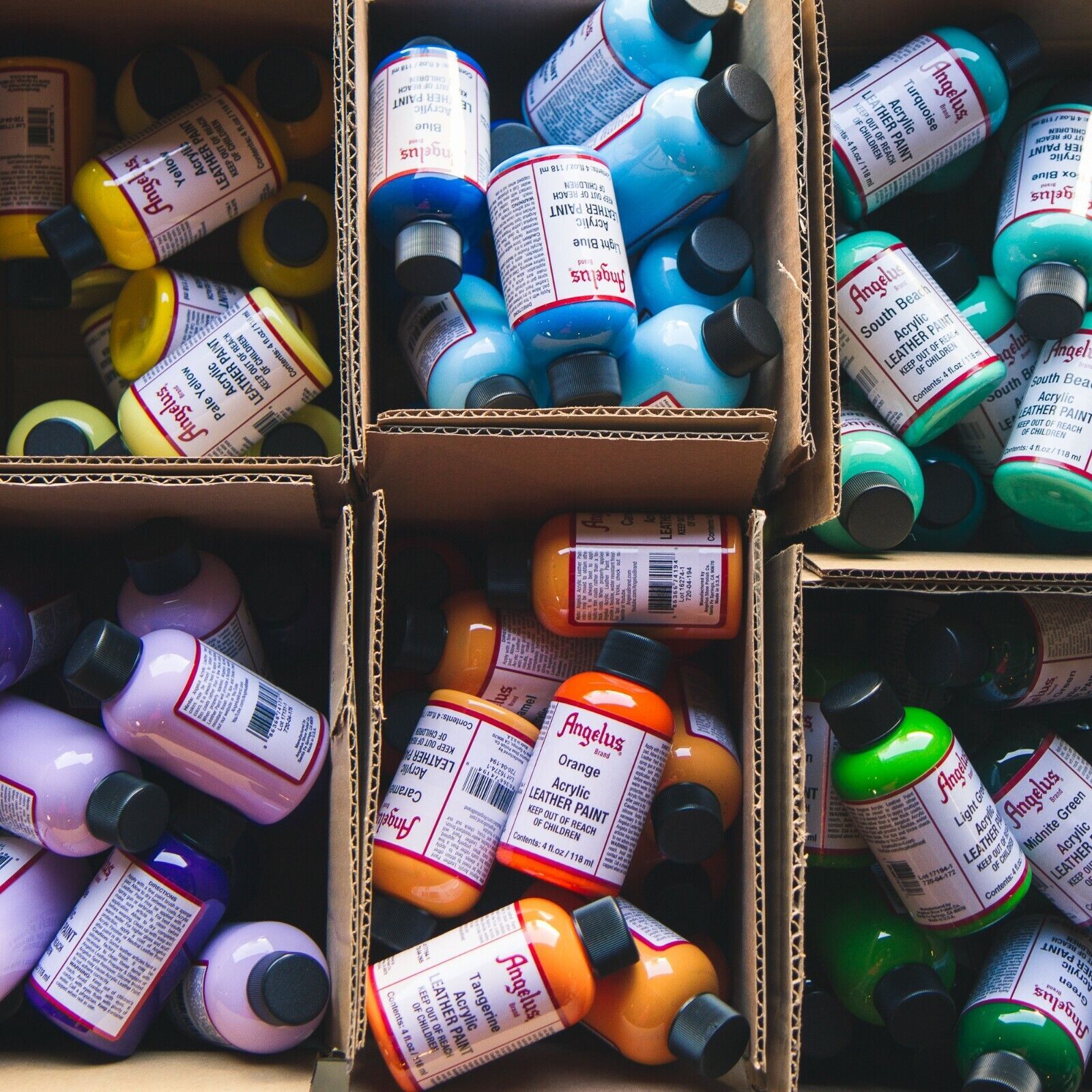 Angelus Acrylic Leather Paint - Sneaker Paint - 4 Ounces - 64 Colors Pic-A-Color