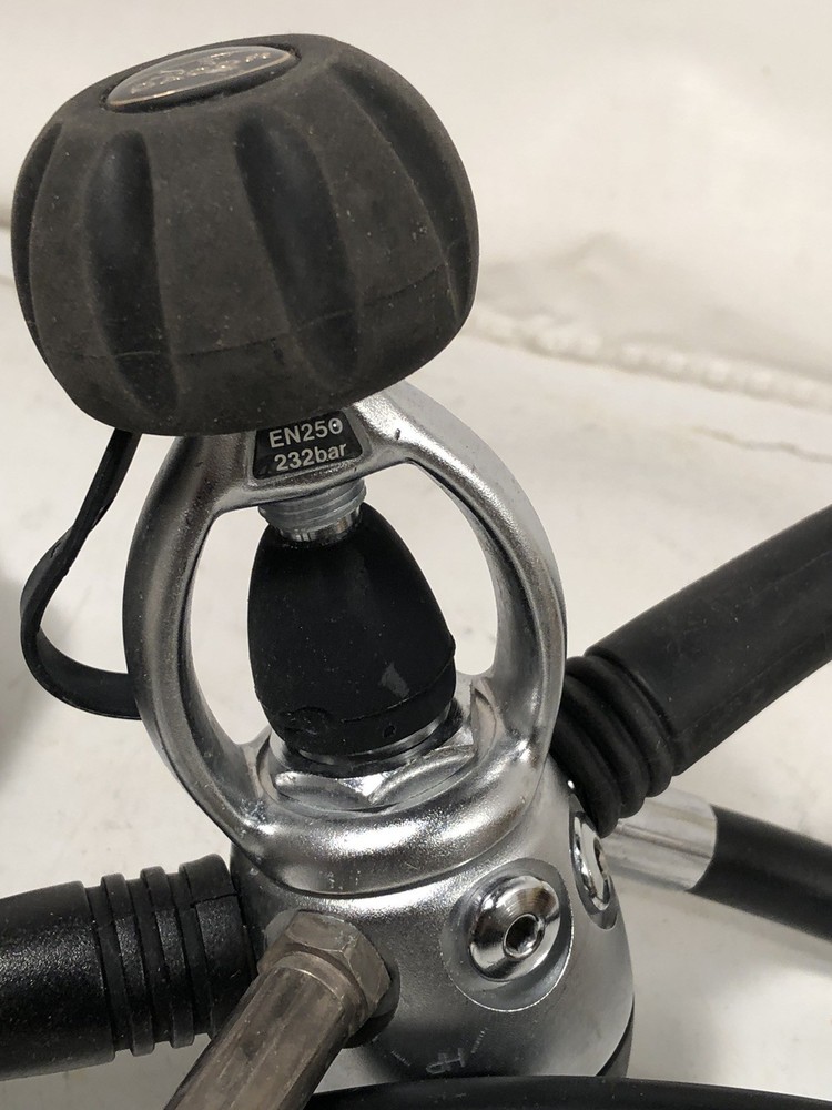 Scuba Diving Dacor Viper Regulators with Gauges