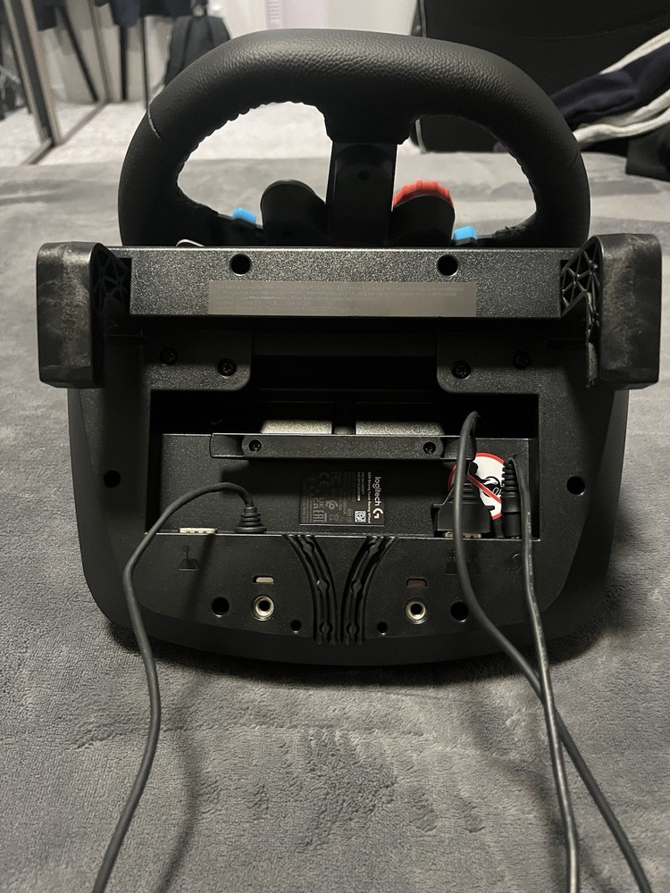 Logitech G29 Racing Wheel, Pedals & Power Adapter USB Bundle