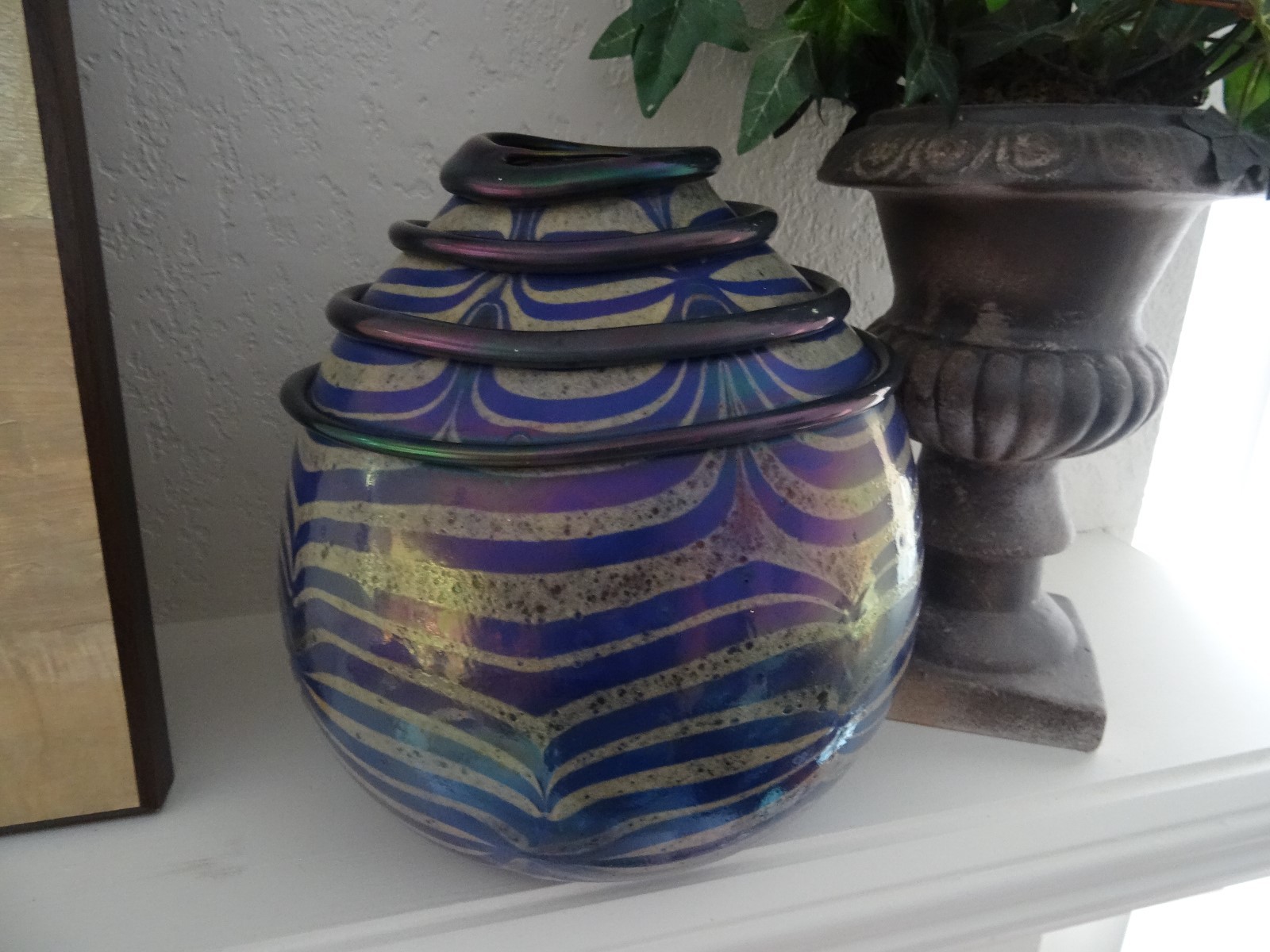 Large Authentic Signed SERGIO ROSSI Murano Glass Pulled Feather VASE Iridescent