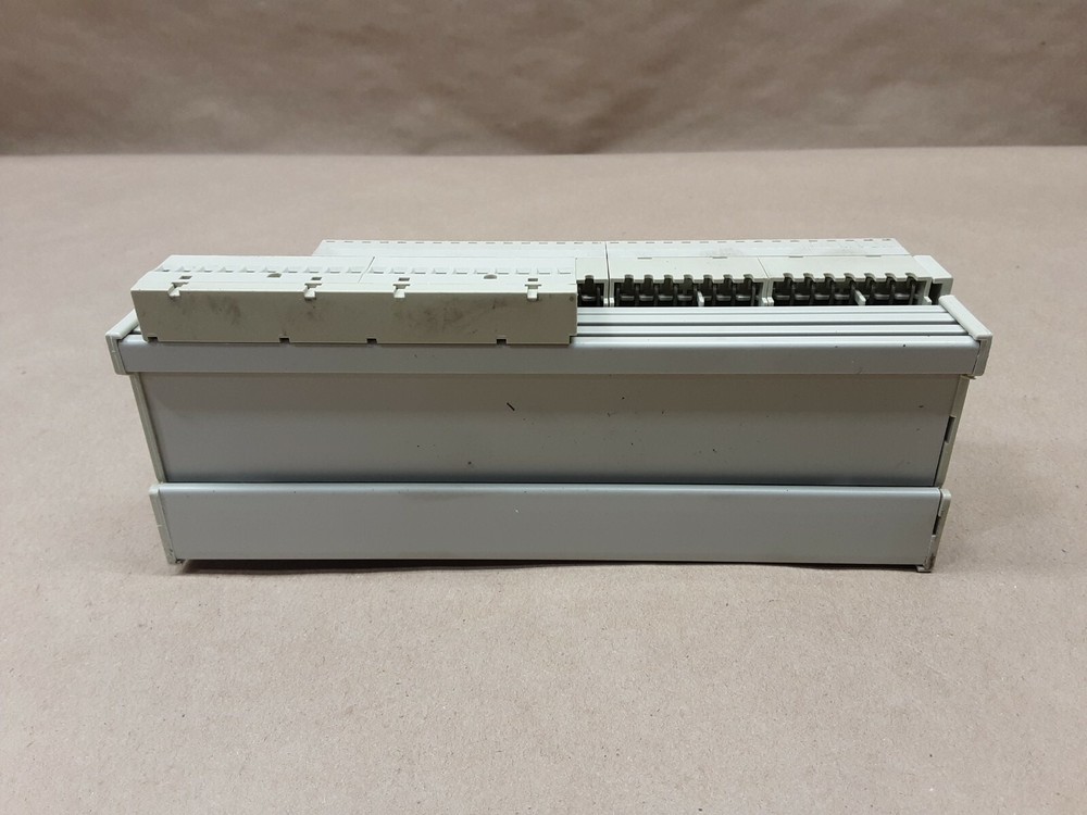 Telemecanique ABE7S16S2B0 Interface Module Connection Solid State #1081B19PR3*KR