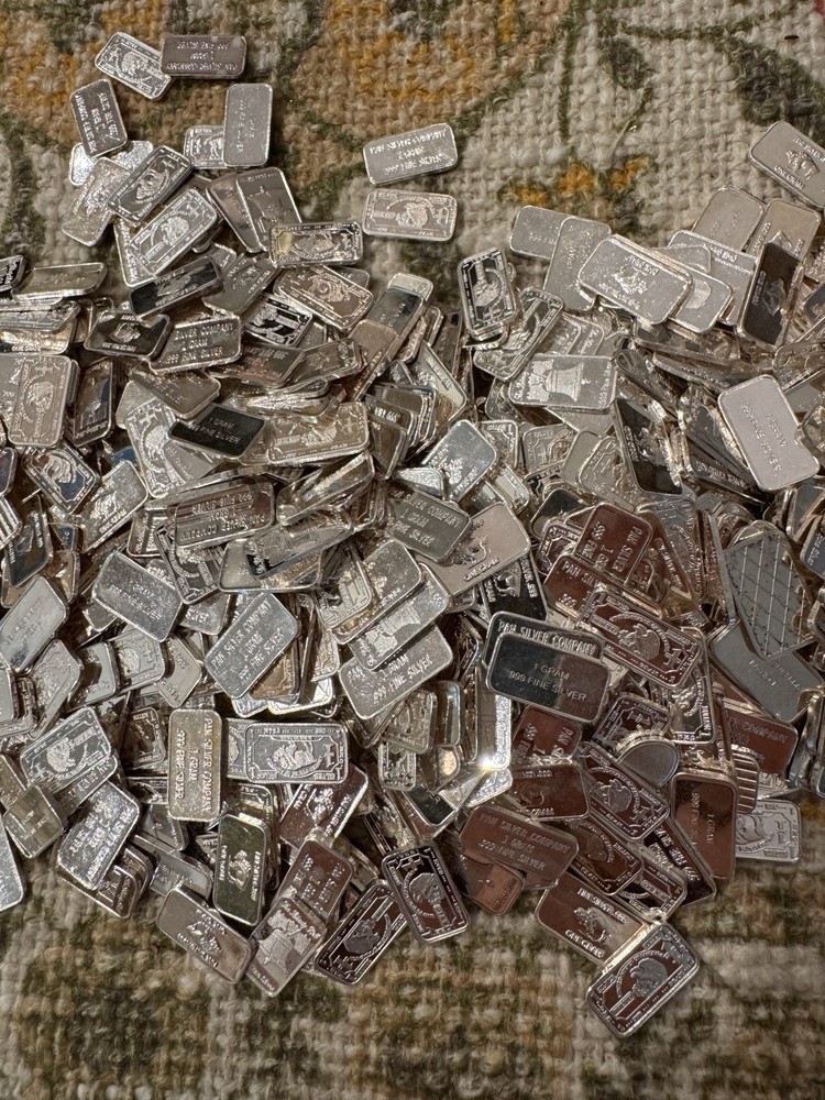 (31) Assorted 1 gram Silver Bars, 1 Oz .999 Fine Silver, 526