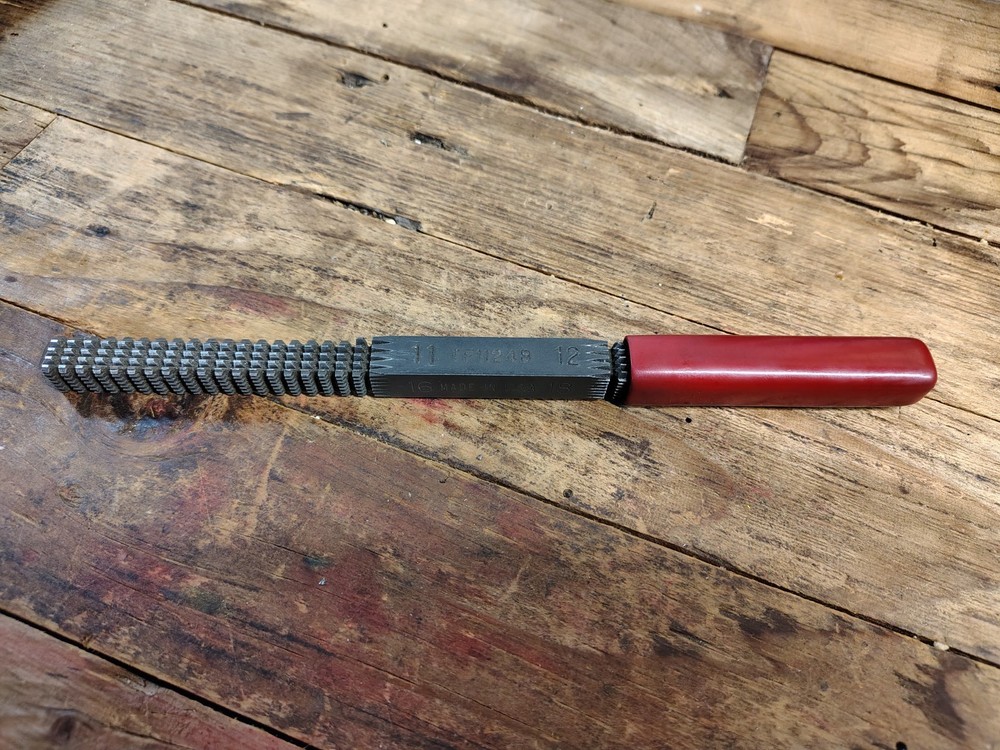 Snap-On TF1124B SAE Thread file VGC Thread Chaser