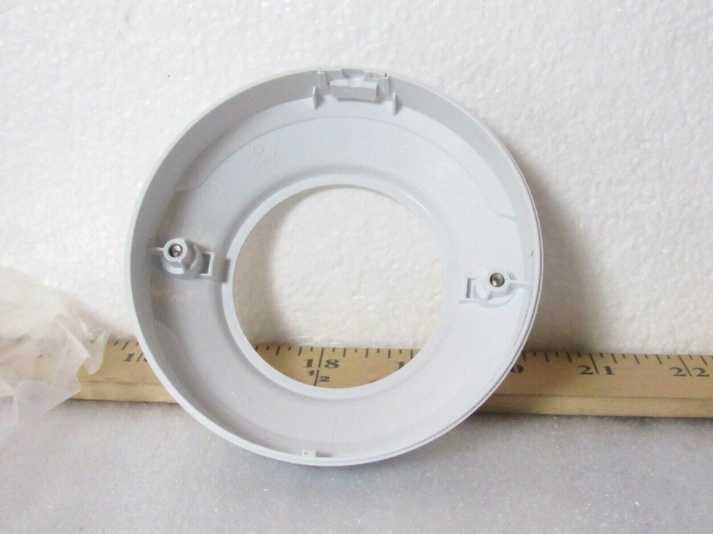Axis 5507-431 M30 Series WHITE Accessory Casing 5 Pack [CTA]