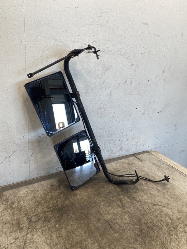 2007 Freightliner FS65 Mirror (613-15231)