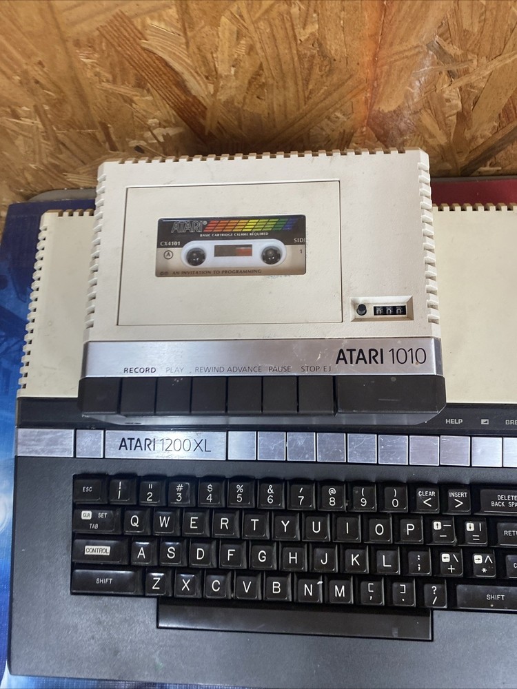 Atari 1200XL Computer Game Console W/Atari 1010 Read Description
