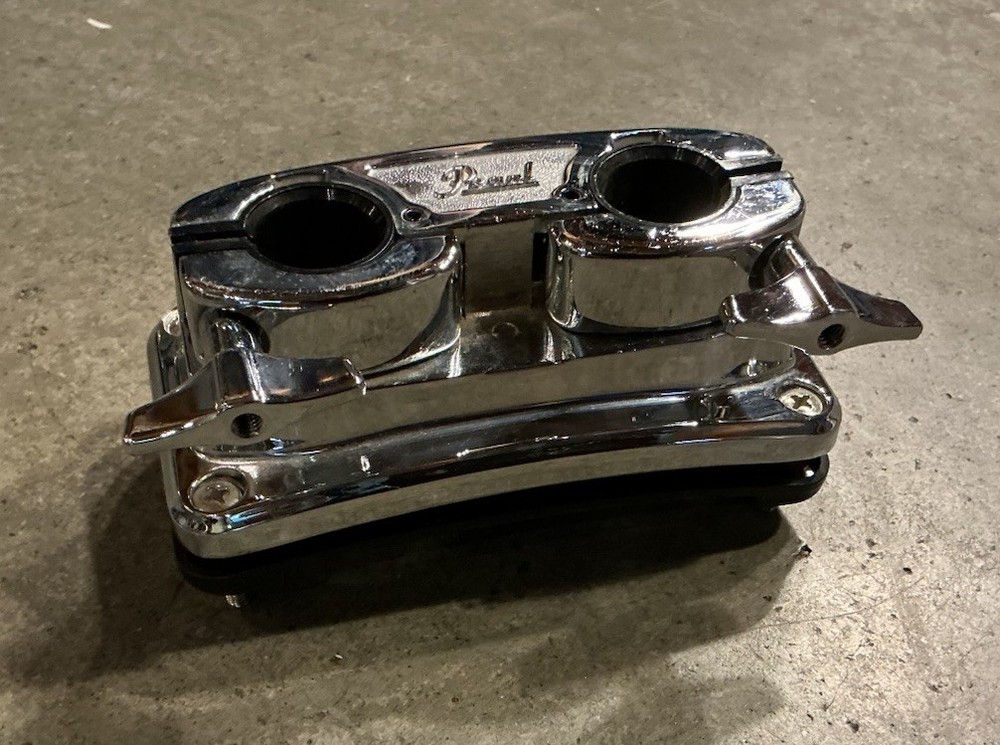Pearl Bass 2-hole Drum Mount Bracket CHROME 7/8 post #PE2