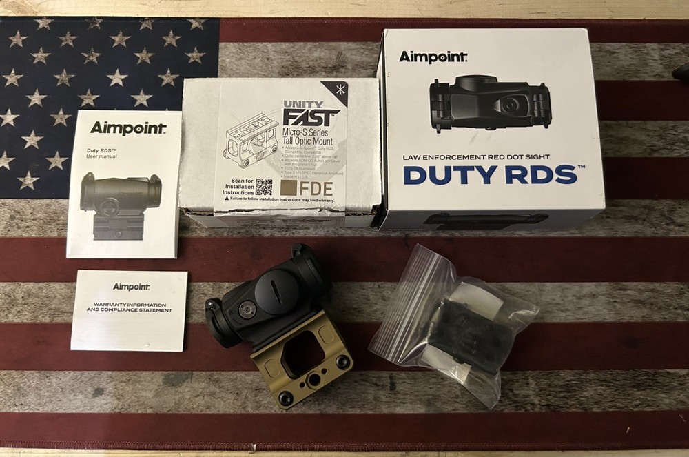 Aimpoint Duty RDS Red Dot w/ Unity Mount