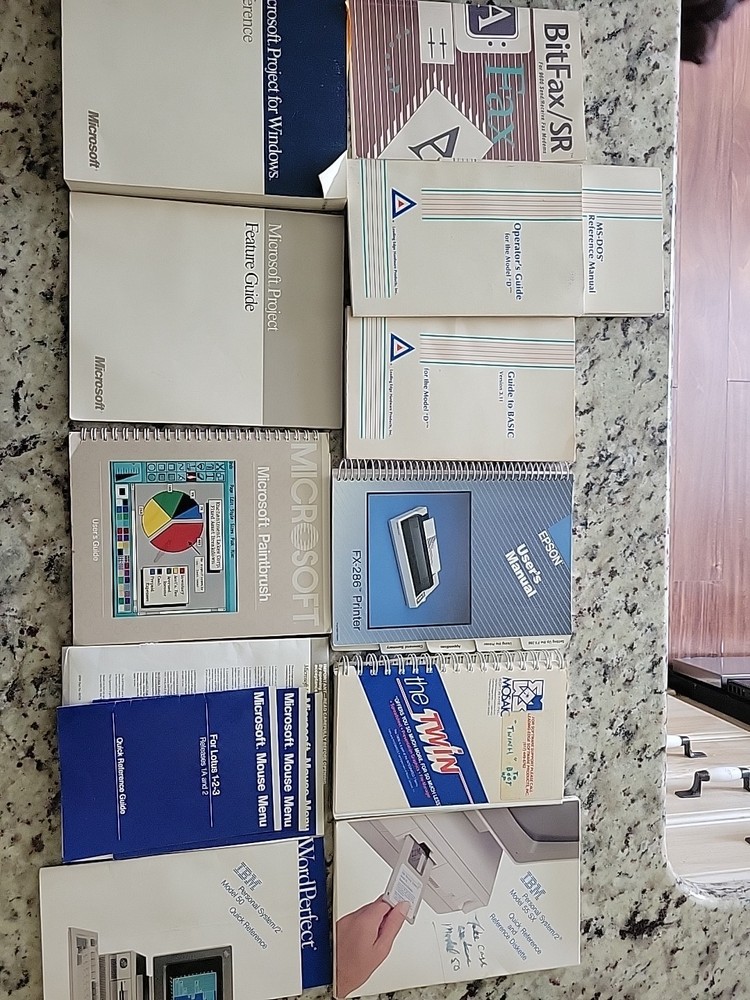 Lot Computer Manuals IBM Microsoft BitFax Mosaic Paint Epson Dos Basic Lotus 17