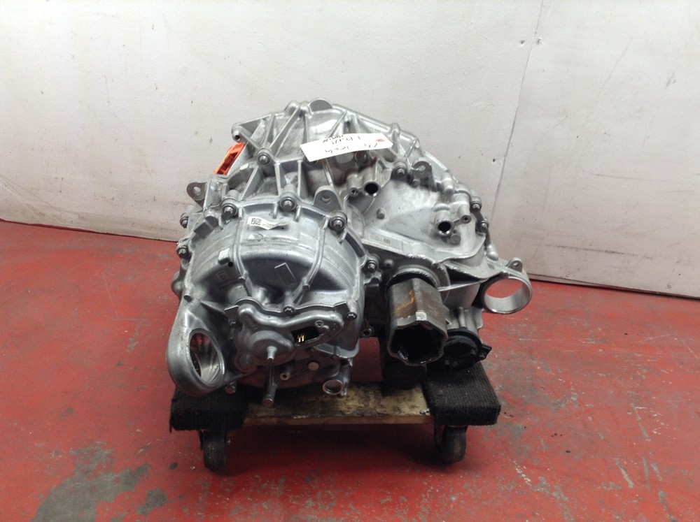 20-24 TESLA MODEL Y PERFORMANCE FRONT DRIVE UNIT ENGINE MOTOR OEM