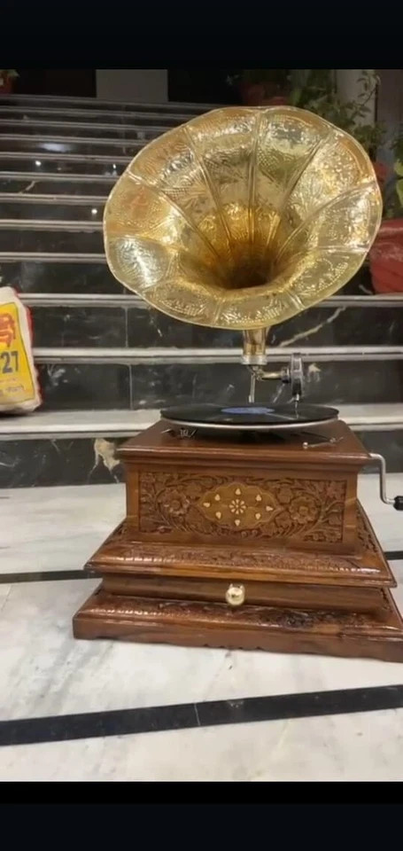Antique HMV Gramophone Fully Functional Working Phonograph win-up record player