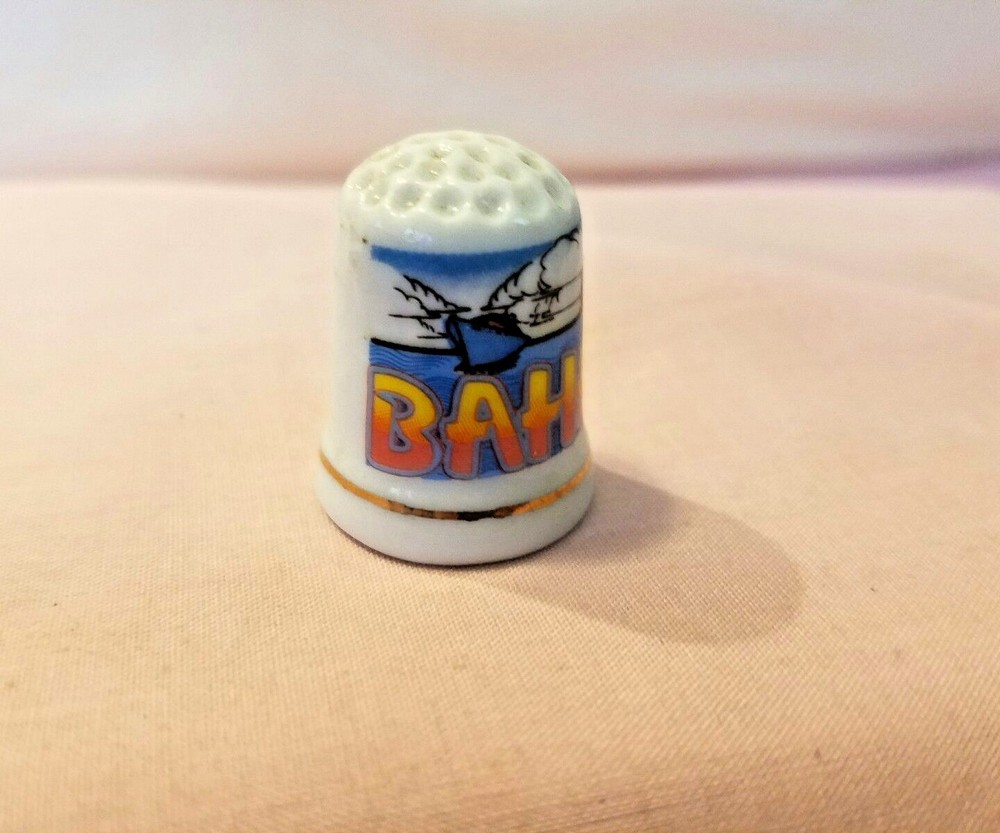 FINE PORCELAIN THE BAHAMAS THIMBLE