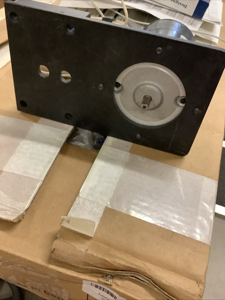 GE Motors Tachometer Generator