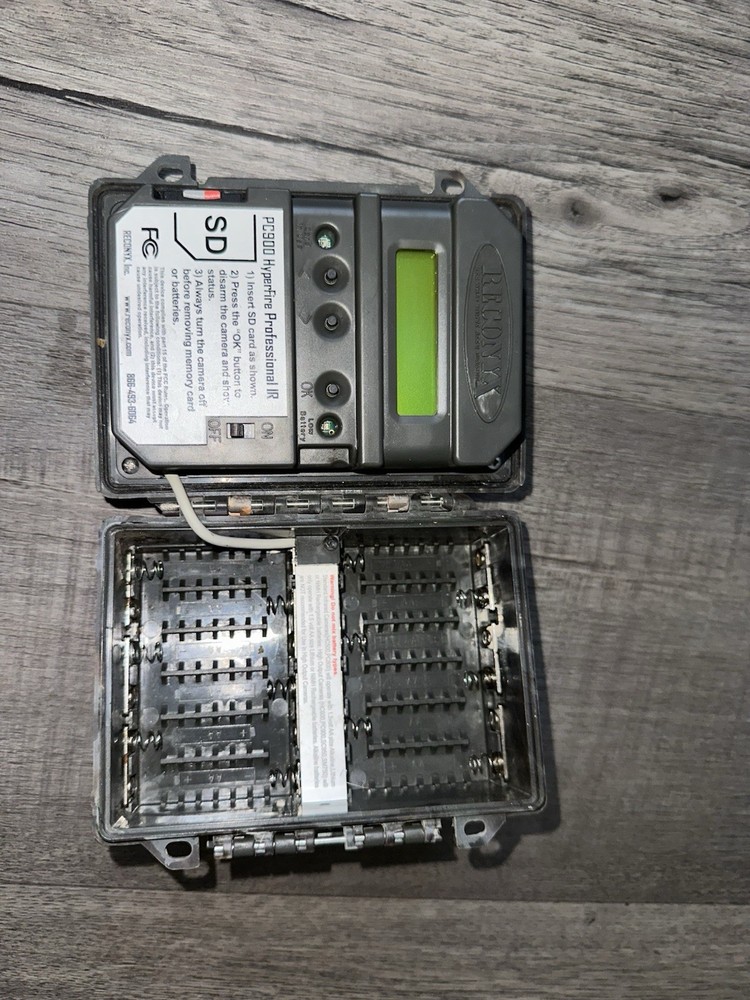 Reconyx PC900 Hyperfire Professional Covert IR Trail Camera