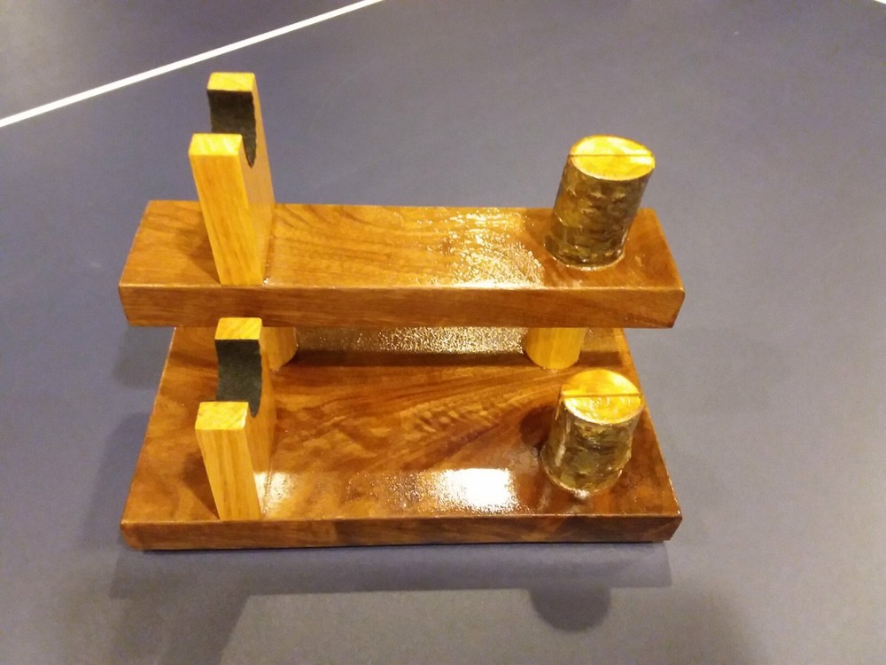 AMERICAN BLACK WALNUT KNIFE DISPLAY STAND