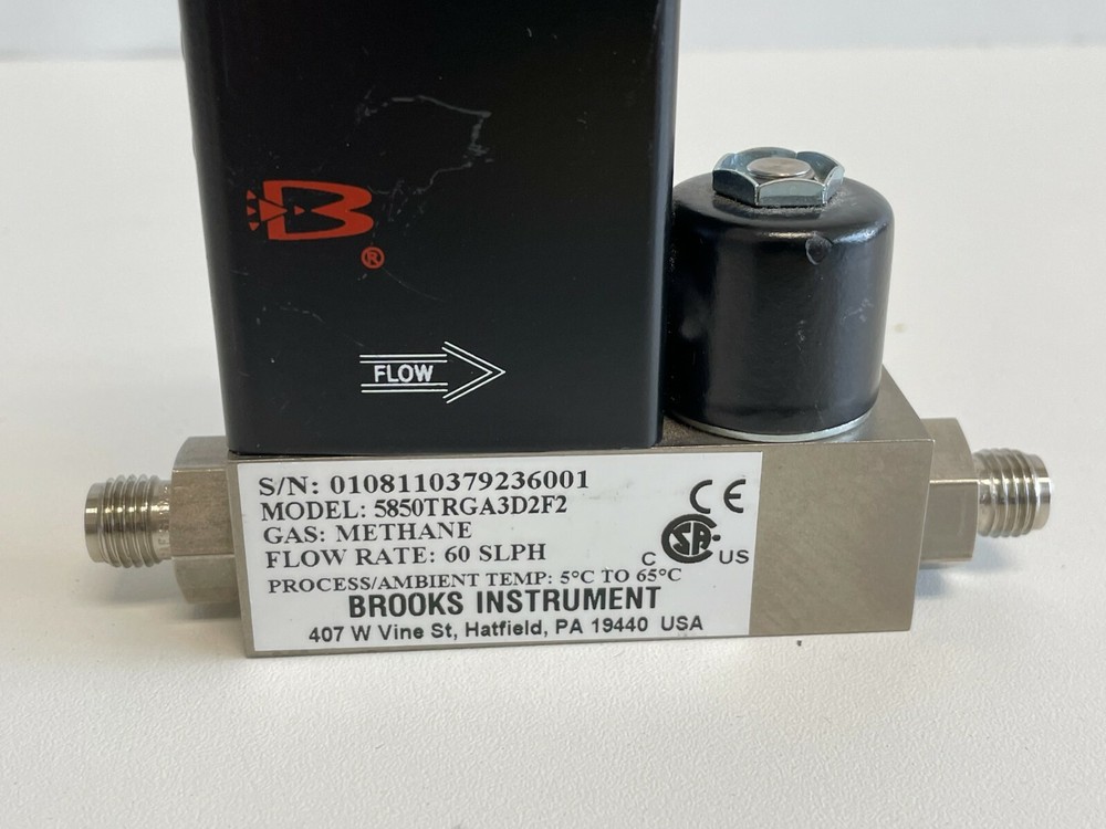 U2: Brooks 5850TR Mass Flow Controller 5850 TR Series