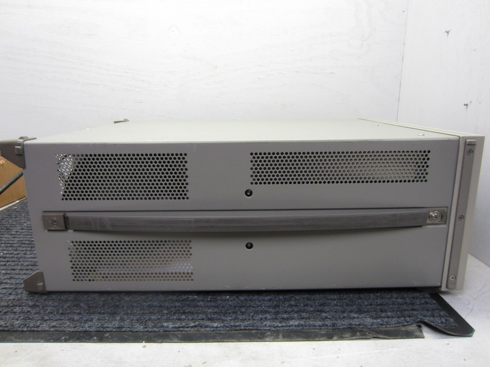 Hewlett Packard HP 83480A Digital Communications Analyzer - Parts Only