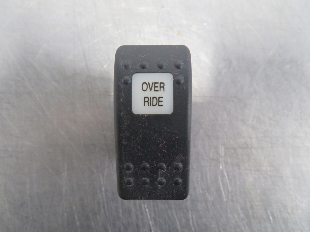 EB992 2014 14 CANAM COMMANDER MAX 1000 XT OVER RIDE SWITCH