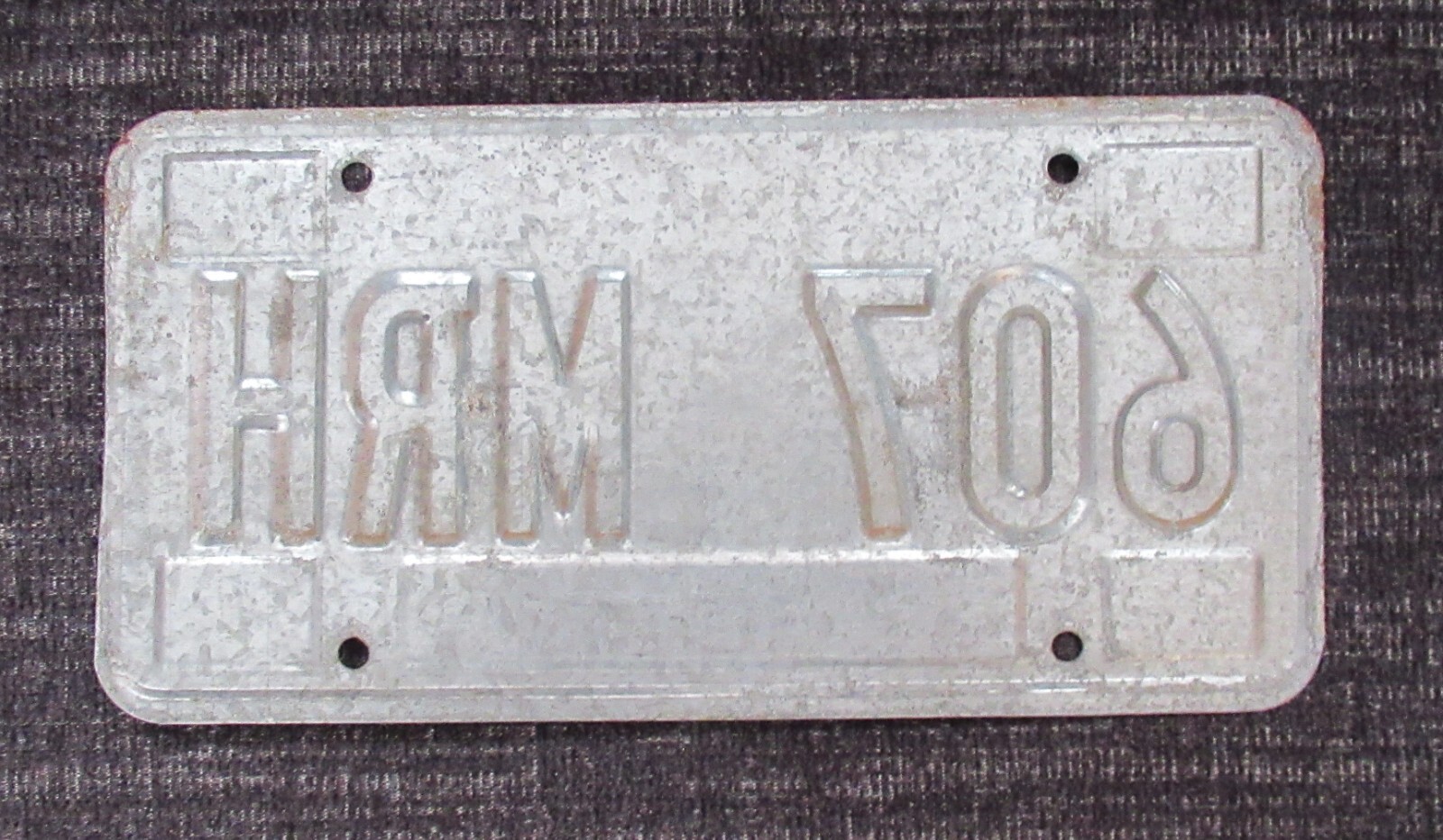 Tennessee License Plate MAR 1999 Sullivan County BicenTENNial VOLUNTEER STATE