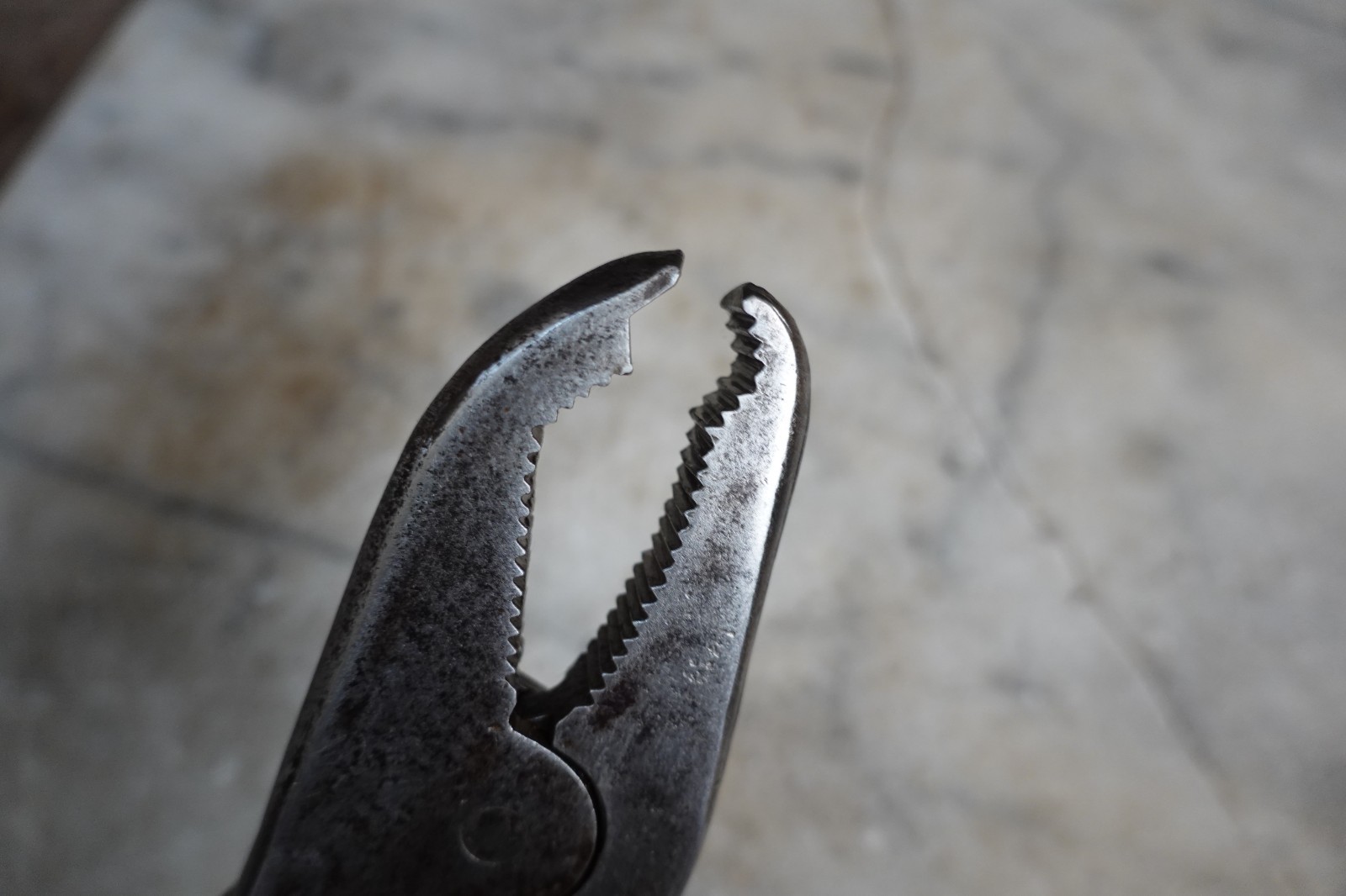 Antique RARE "PTERODACTYL" WRENCH PLIERS SCREWDRIVER PRY BAR Mechanic Carpenter