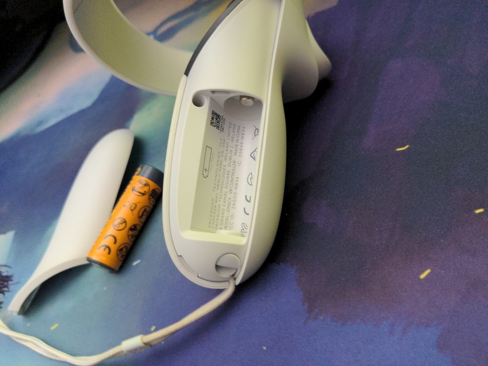 Genuine Meta Oculus Quest 2 VR - Right Controller Only