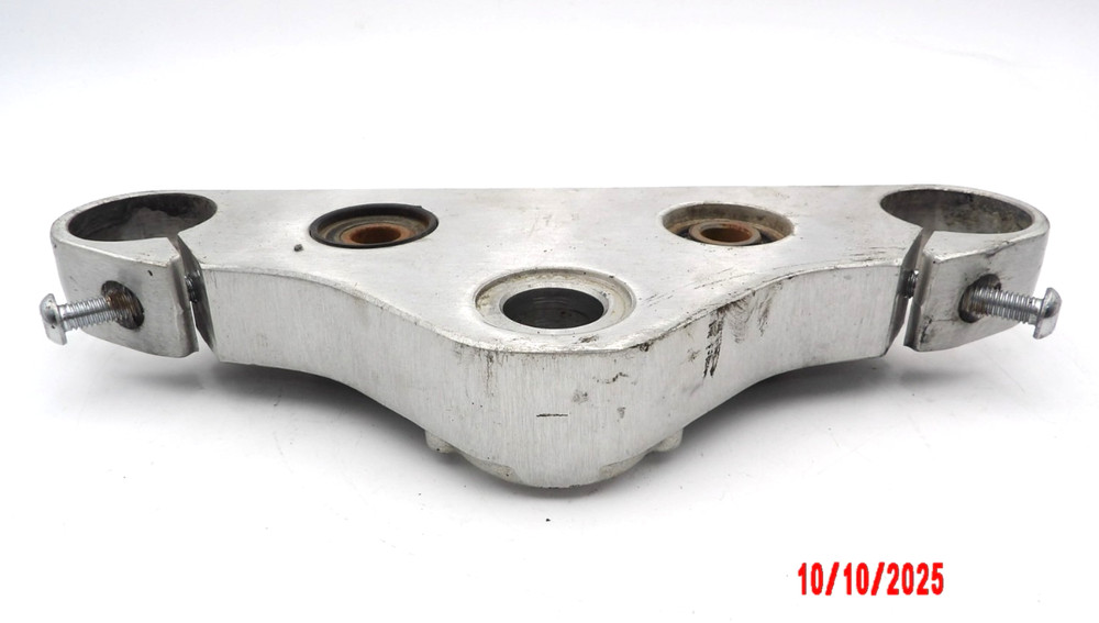 2001 01 Yamaha XVS VStar V-Star 650 Classic top upper triple tree fork clamp