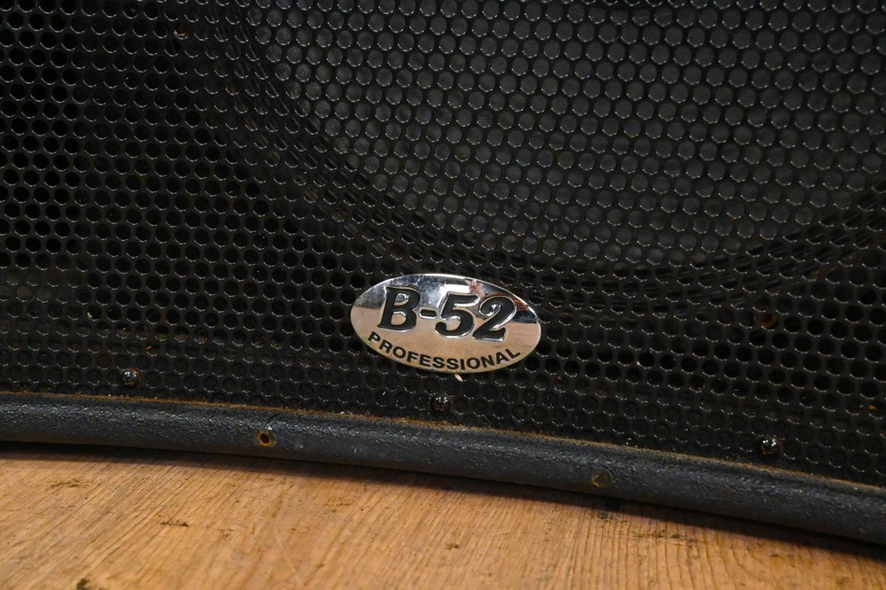 B-52 Matrix 1000 15" Active Subwoofer CG01UTF