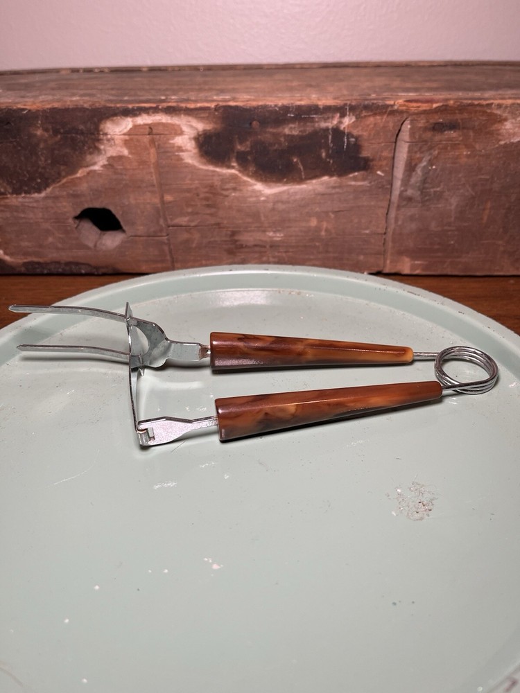 Vintage 50's Marbled Bakelite Handles Meat Serving Fork Pusher Spring Action