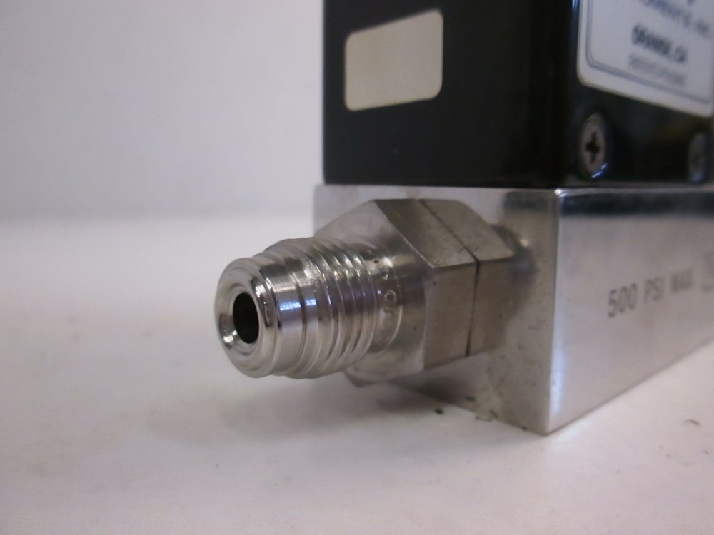Unit UFC-1000 Mass Flow Controller MFC, N2, 10 SLM