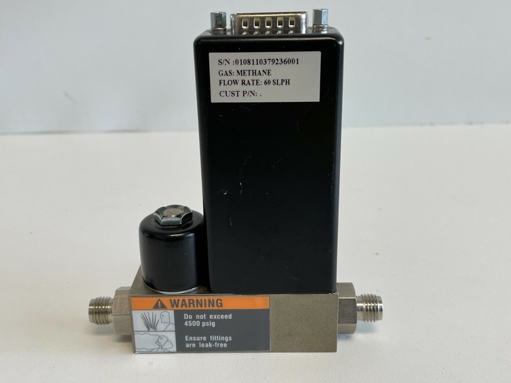 U2: Brooks 5850TR Mass Flow Controller 5850 TR Series