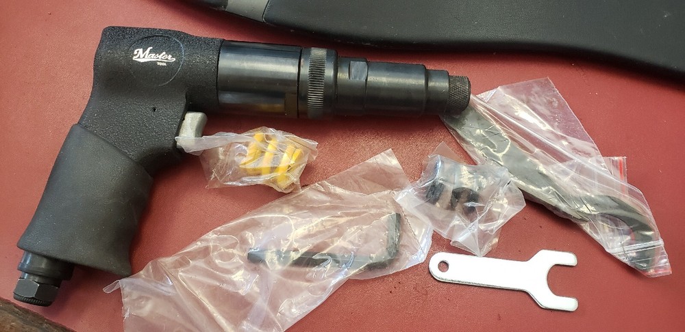 NEW Master Power Air Screwdriver 71580 ( A2-2C)