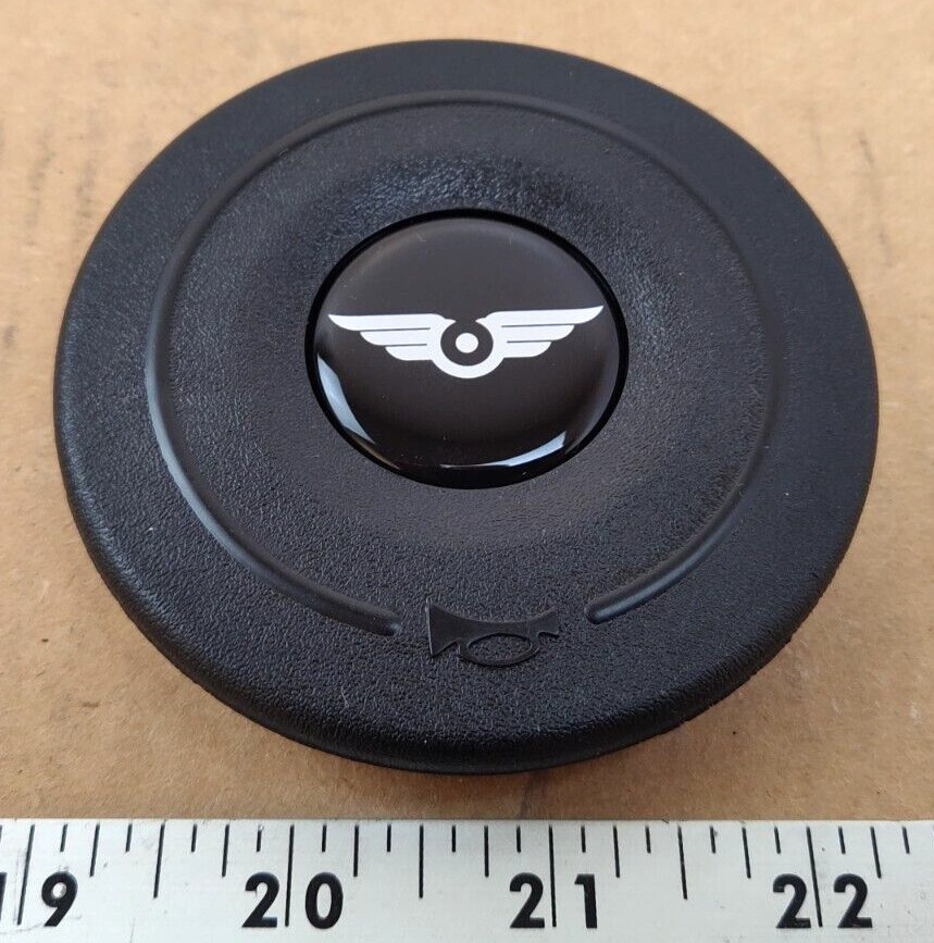 New Flyer Assembly Horn Button W/LO PN: 598664