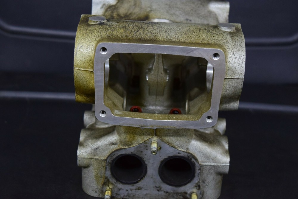 DUCATI 2001 748 ENGINE MOTOR EMPTY CYLINDER HEAD BORE