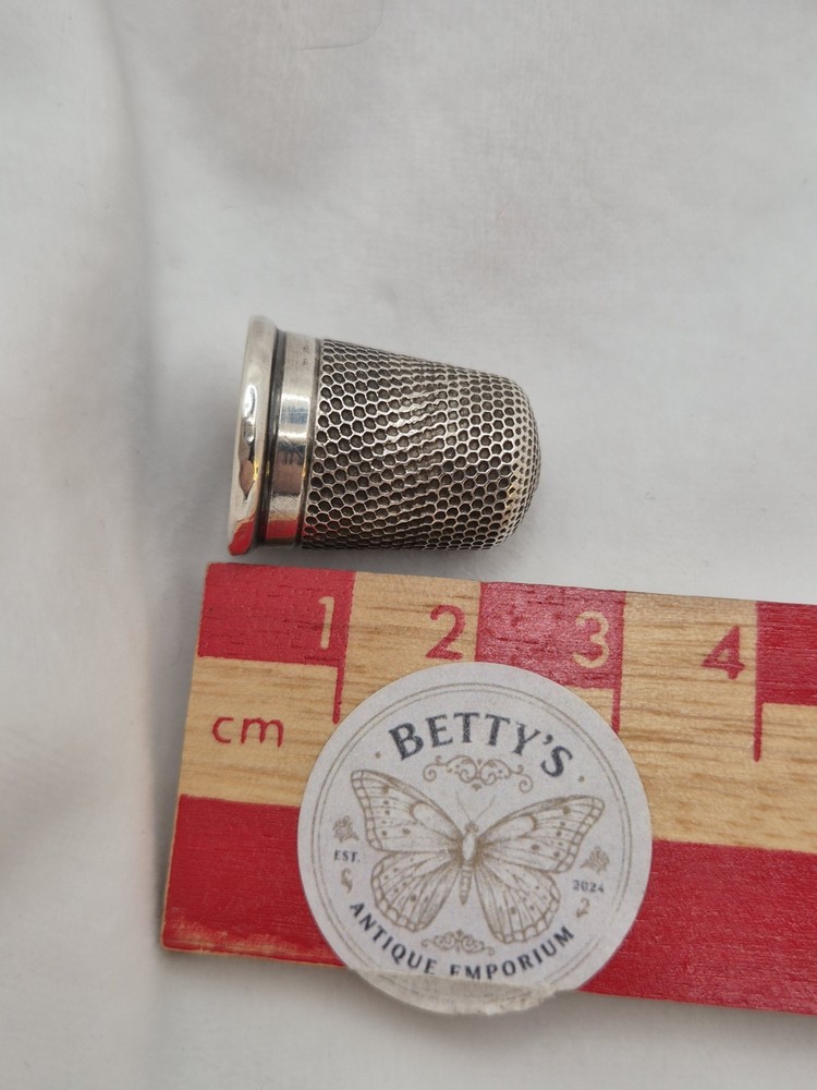 Antique Sterling Silver Thimble Birmingham 1902 Hallmarked Sewing