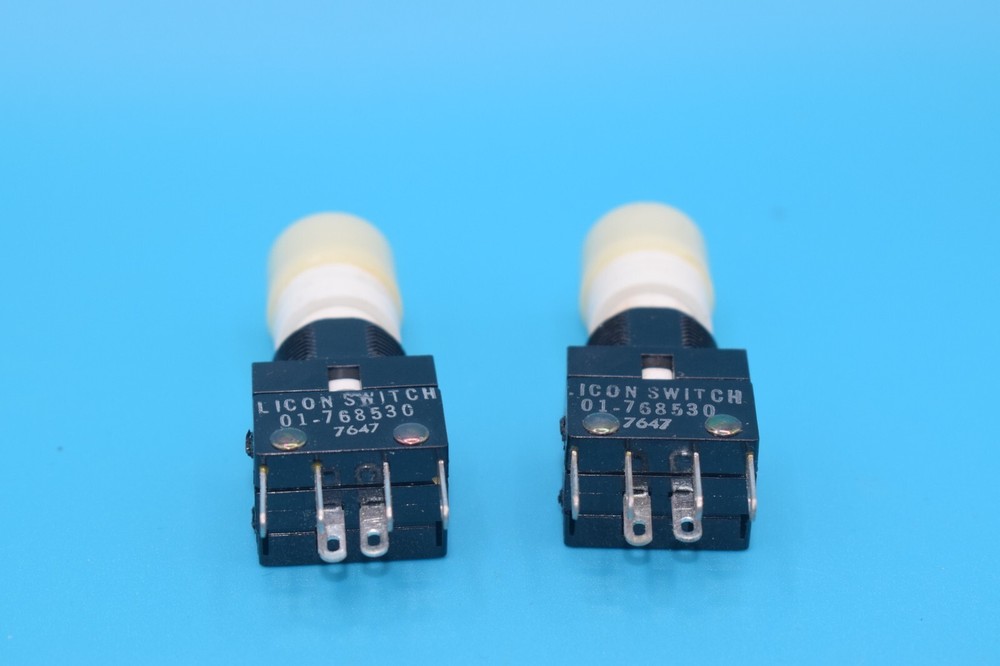 PAIR - LICON 01-768530 PUSH BUTTON - HIT SWITCH - COOL STEAMPUNK DISPLAY - LAMP