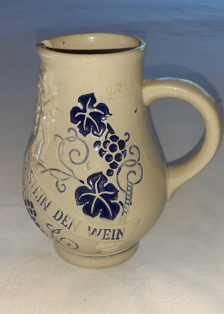Wick Werke  Stoneware Pitcher .25L Germany 5"