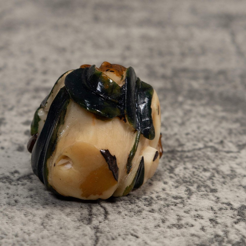 Double Brown Gecko Lizard Tagua Carving