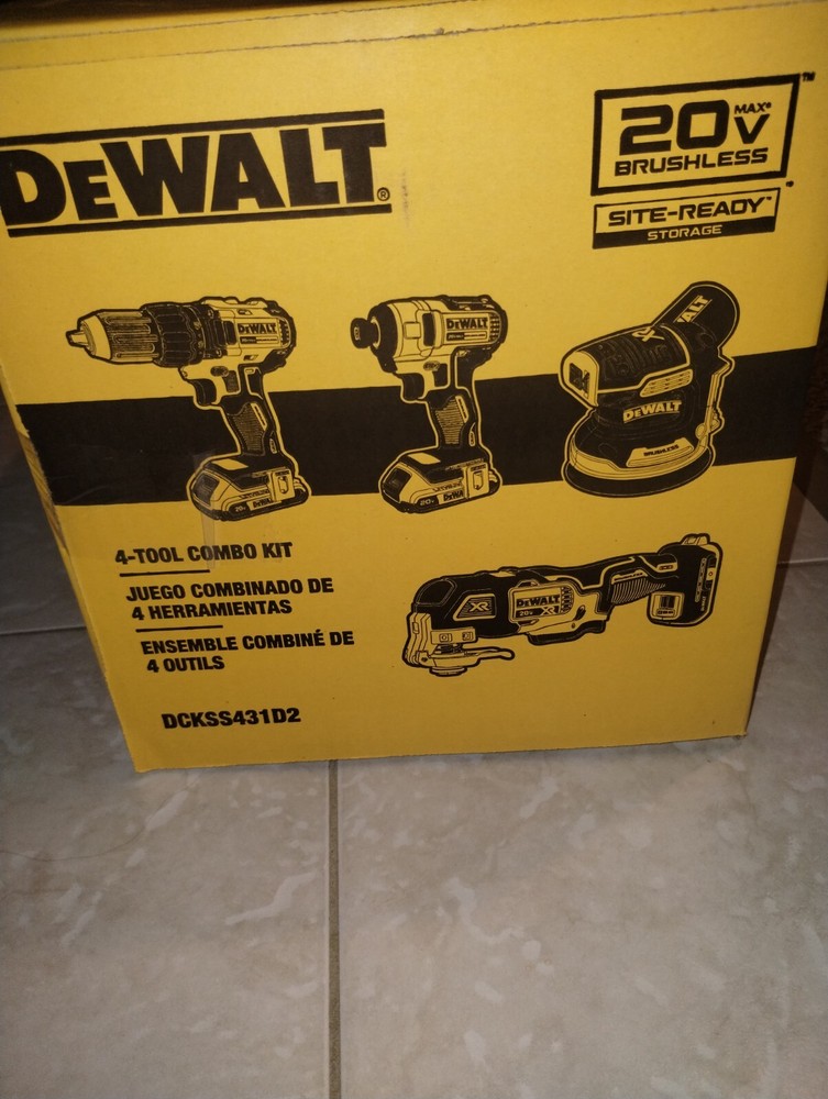 DEWALT 20V MAX 4-Tool Combo Kit DCKSS431D2