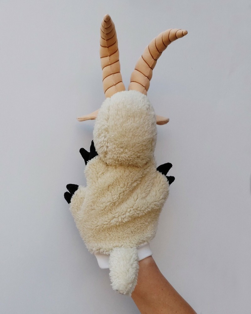 Kelemen, the goat - hand puppet