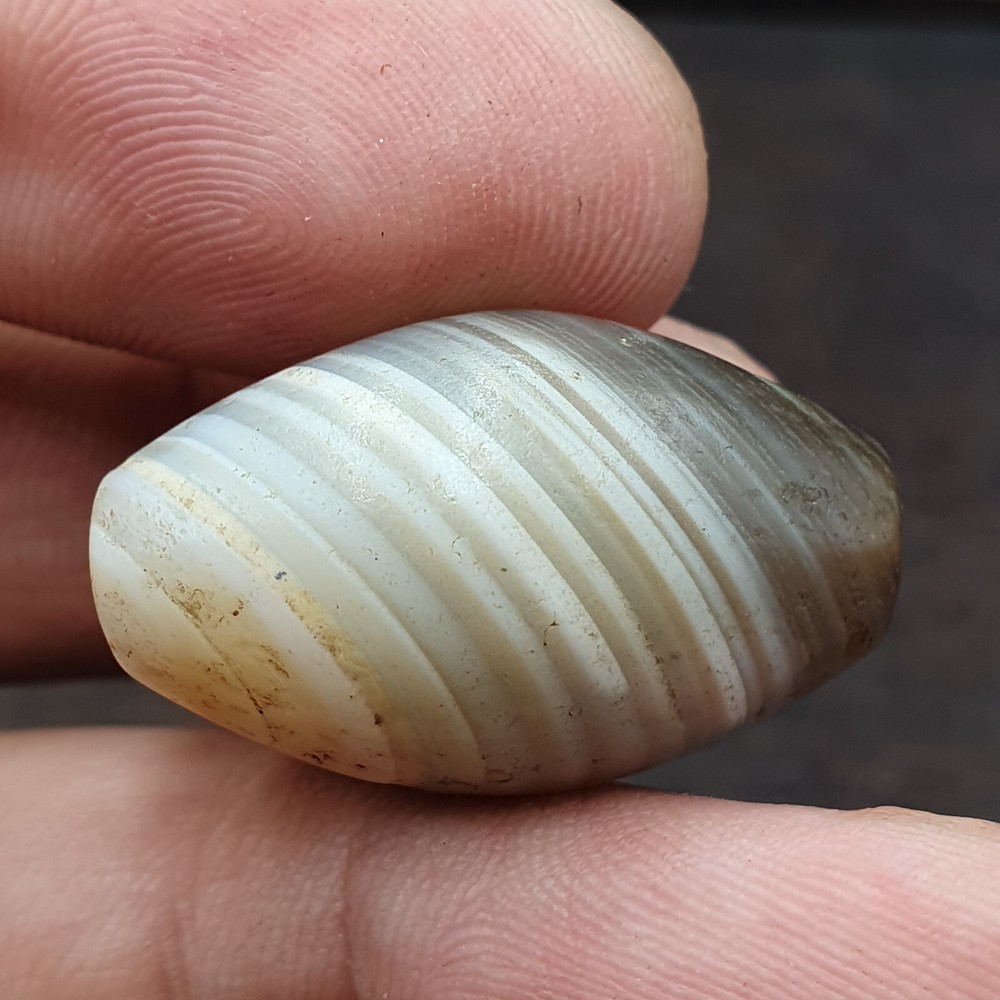 Natural Ancient Suleimani Agate Bead with Unique Eye Pattern