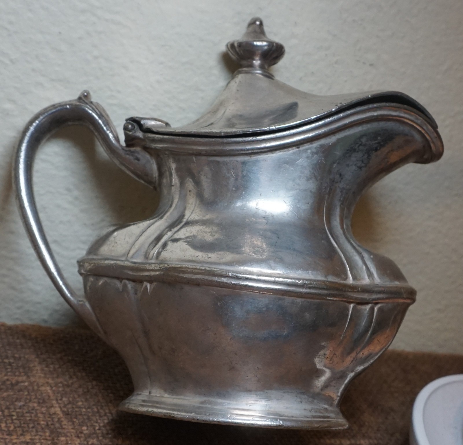 1937 BR (BURLINGTON ROUTE RR) SILVER SOLDERED CREAMER w/lid REED & BARTON 7oz