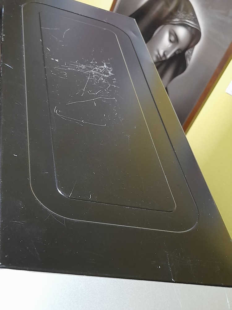 USED DESKTOP CASE