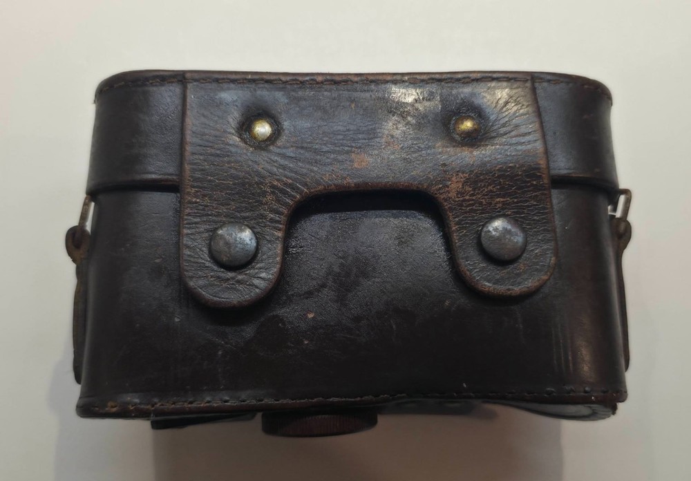 VINTAGE SOVIET / RUSSIAN LEATHER TWO PIECE CAMERA CASE