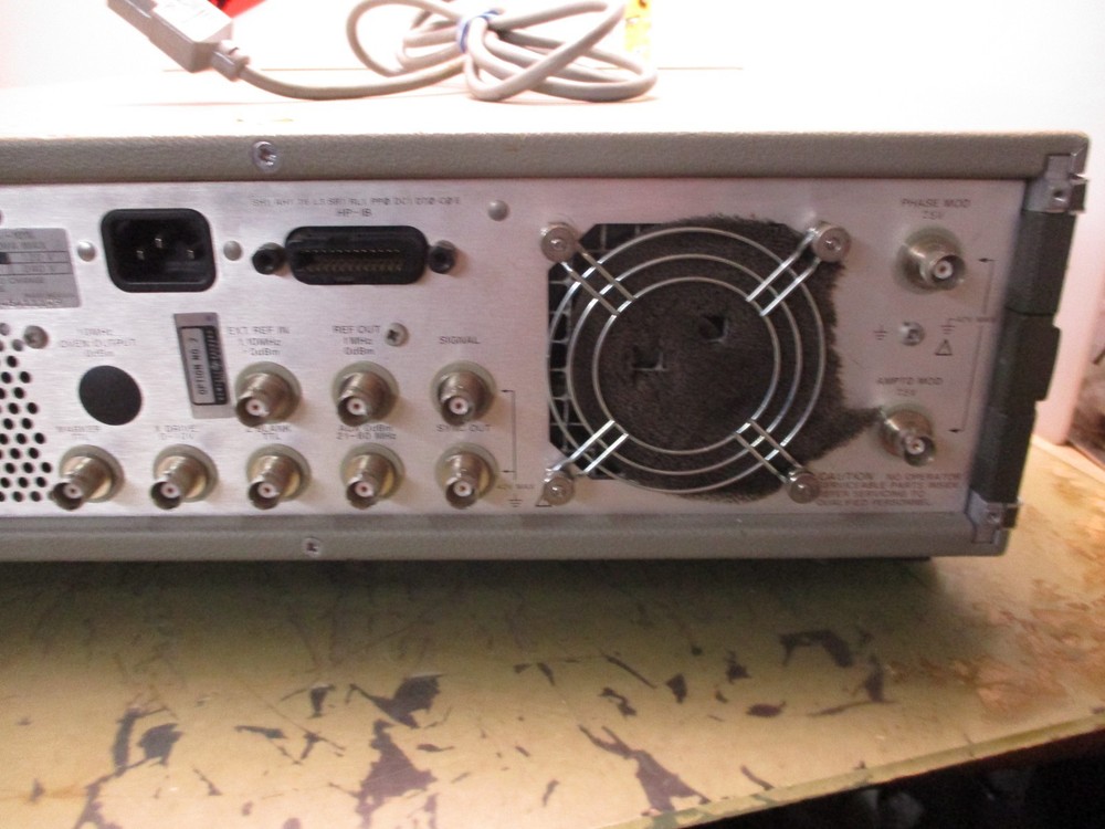 HP 3325a synthesizer function generator signal source [5*M-26]